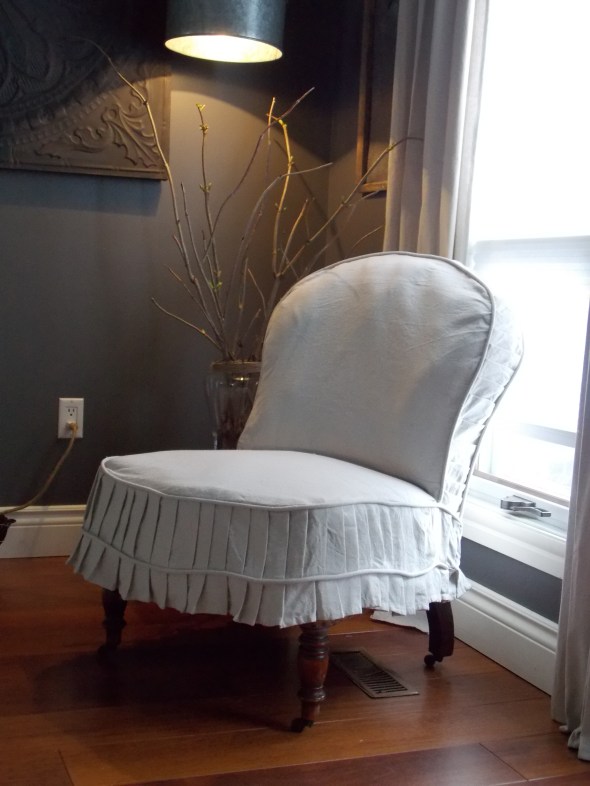 Slpi covered antique chair,desk redo, spring buds 192