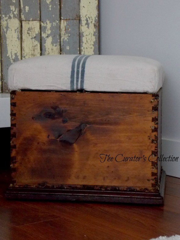 Settee, mid century modern buffet, blanket box 070